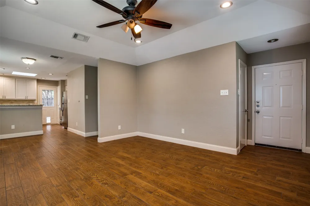 2917 Penny Lane Euless, TX 76039