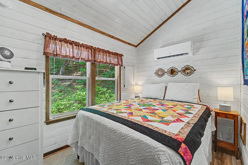 243 Jonquil Woods Road Franklin, NC 28734