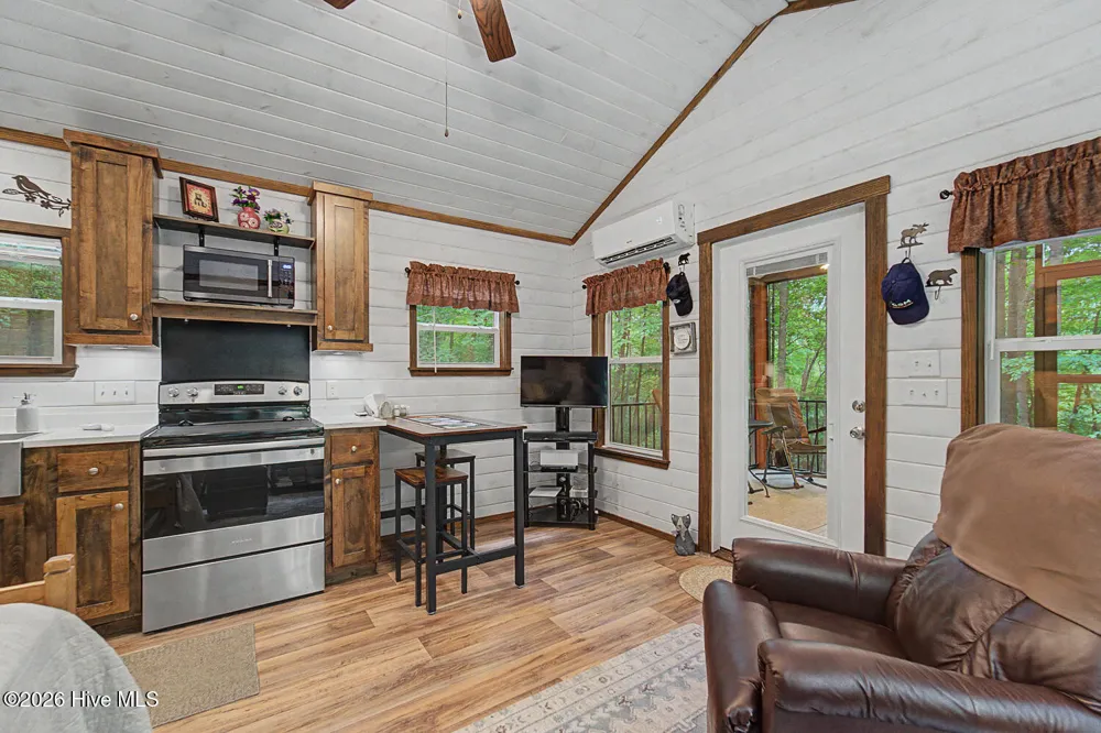 243 Jonquil Woods Road Franklin, NC 28734