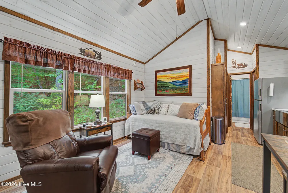 243 Jonquil Woods Road Franklin, NC 28734