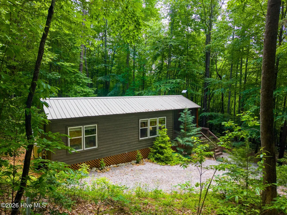 243 Jonquil Woods Road Franklin, NC 28734