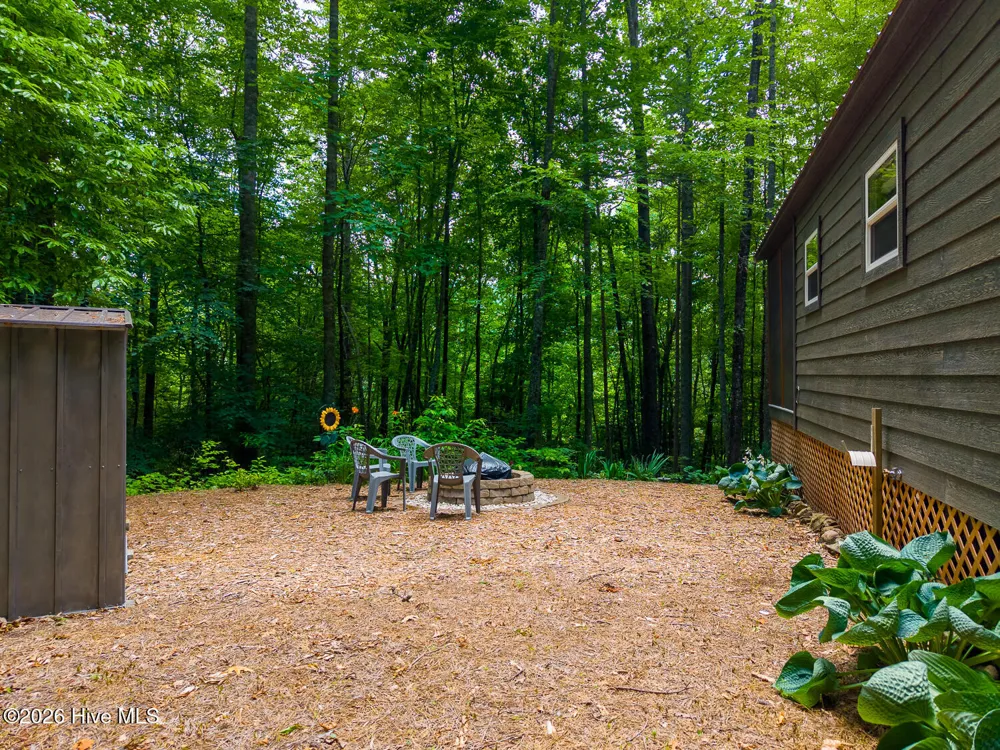 243 Jonquil Woods Road Franklin, NC 28734
