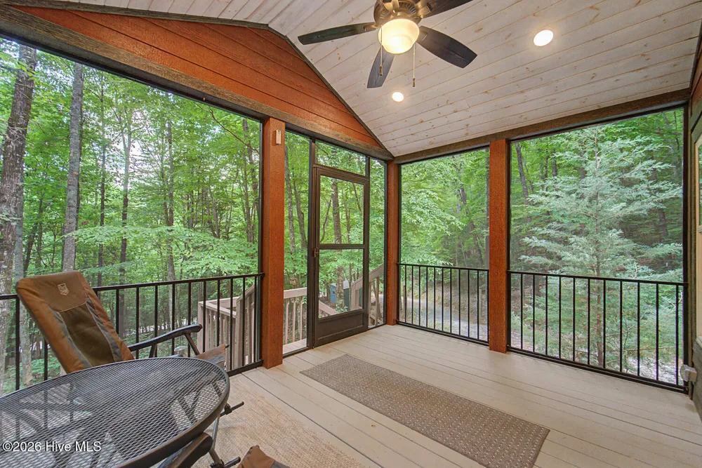 243 Jonquil Woods Road Franklin, NC 28734