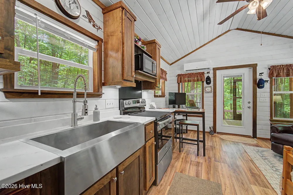 243 Jonquil Woods Road Franklin, NC 28734