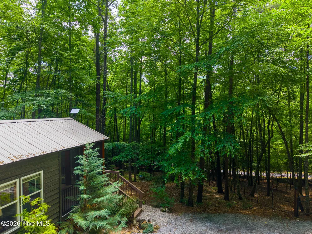243 Jonquil Woods Road Franklin, NC 28734