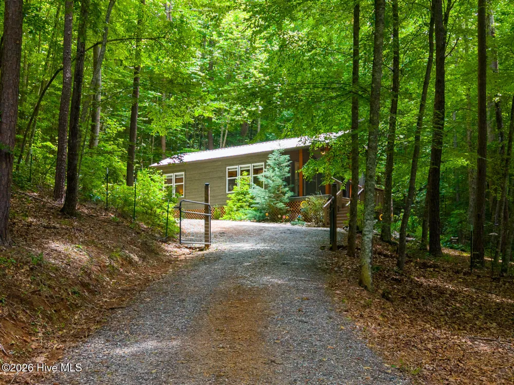 243 Jonquil Woods Road Franklin, NC 28734