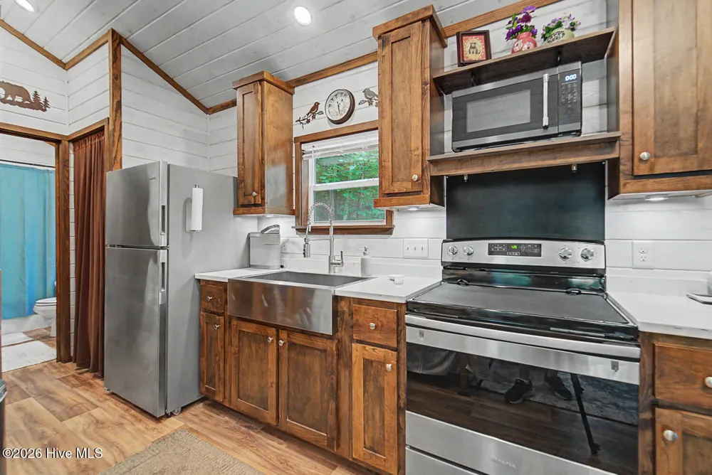 243 Jonquil Woods Road Franklin, NC 28734