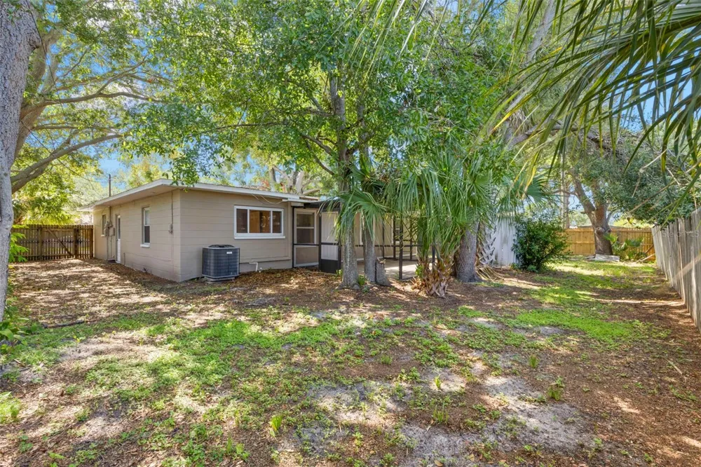 7420 DR MARTIN LUTHER KING JR STREET St Petersburg, FL 33702