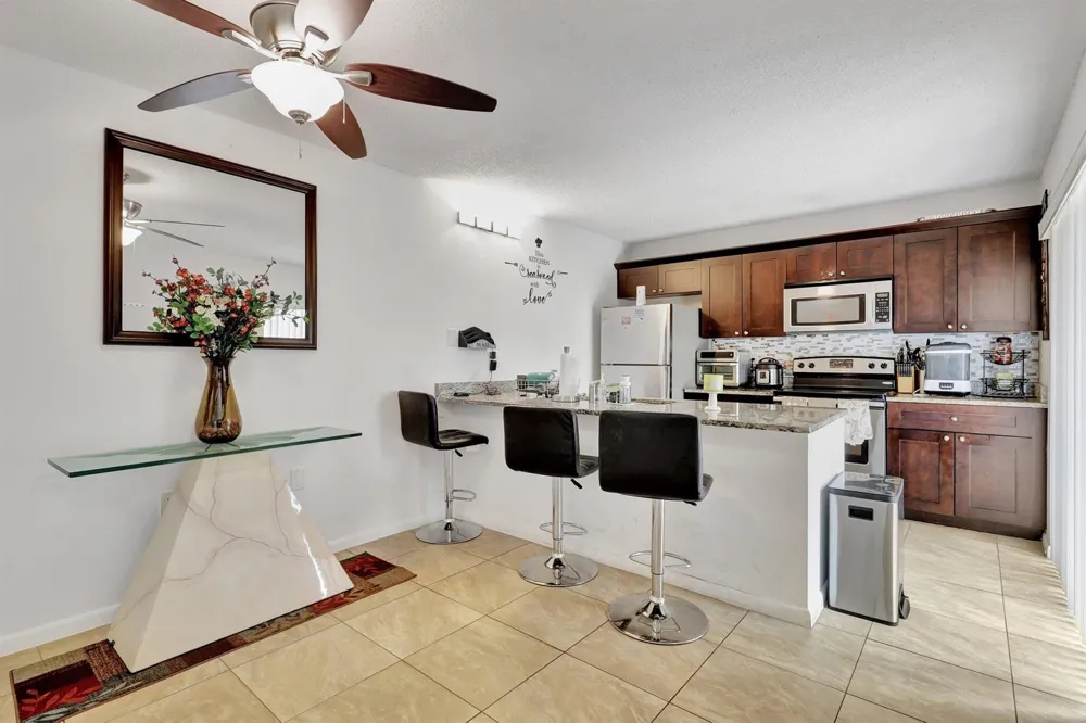 5907 59TH WAY West Palm Beach, FL 33409