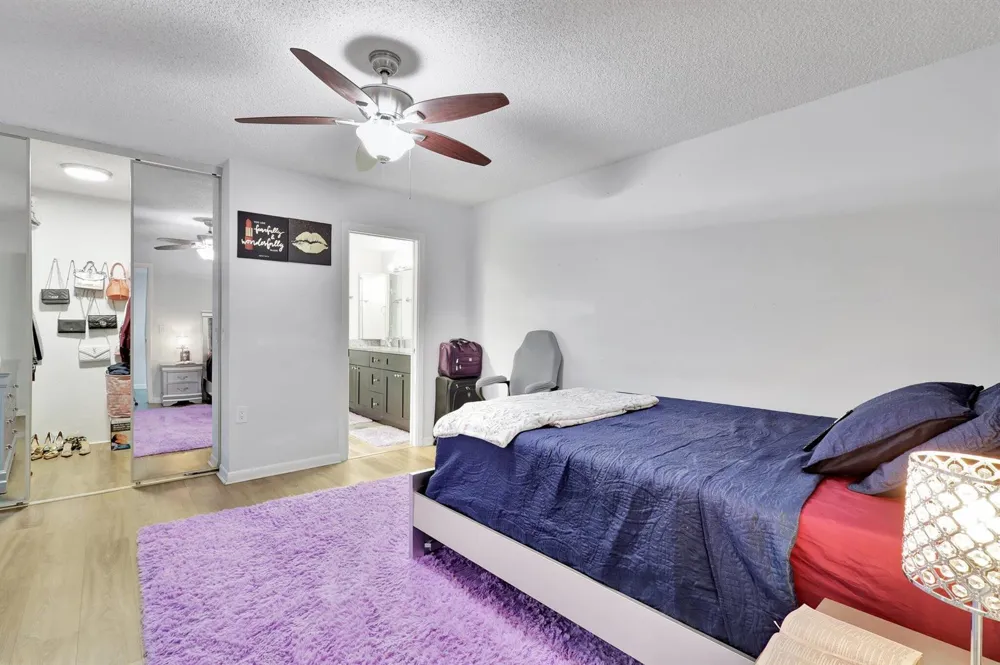 5907 59TH WAY West Palm Beach, FL 33409