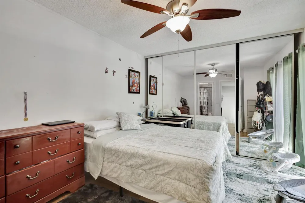 5907 59TH WAY West Palm Beach, FL 33409