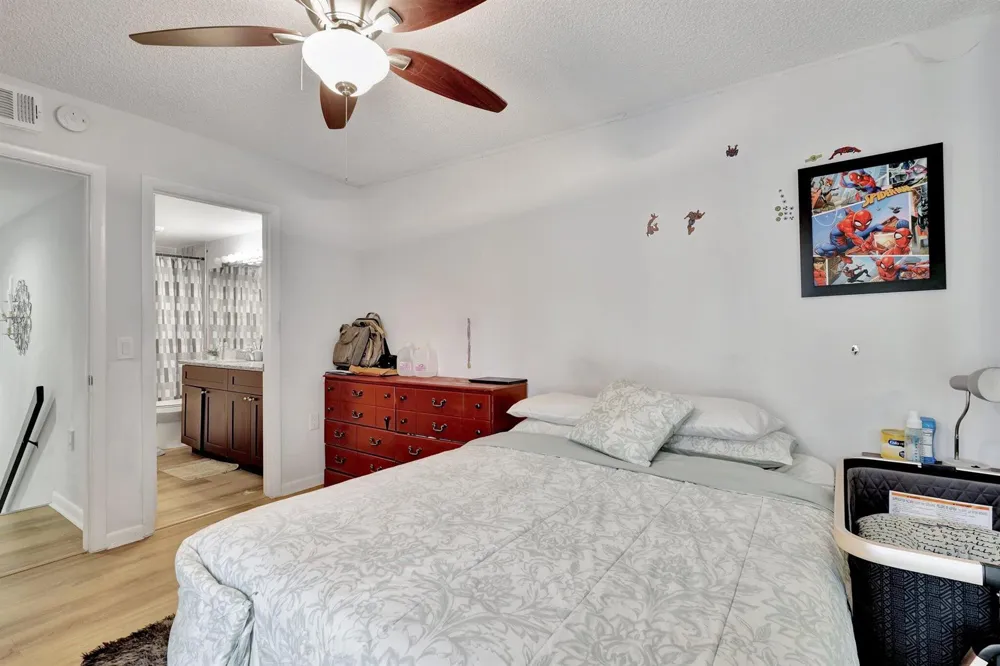 5907 59TH WAY West Palm Beach, FL 33409