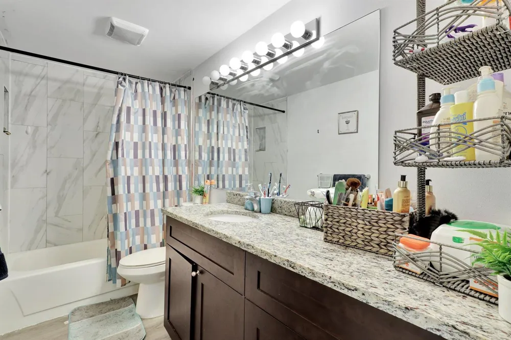 5907 59TH WAY West Palm Beach, FL 33409