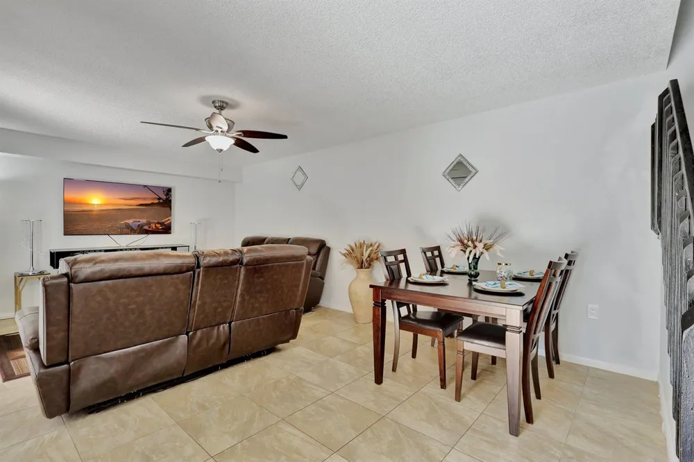 5907 59TH WAY West Palm Beach, FL 33409