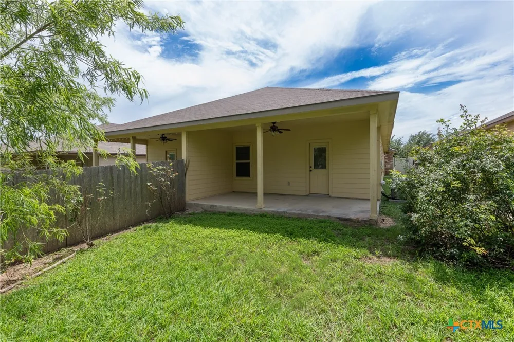 436 Jack Rabbit Lane Buda, TX 78610