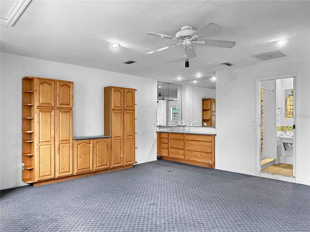 1583 REDWOOD AVENUE Dunedin, FL 34698