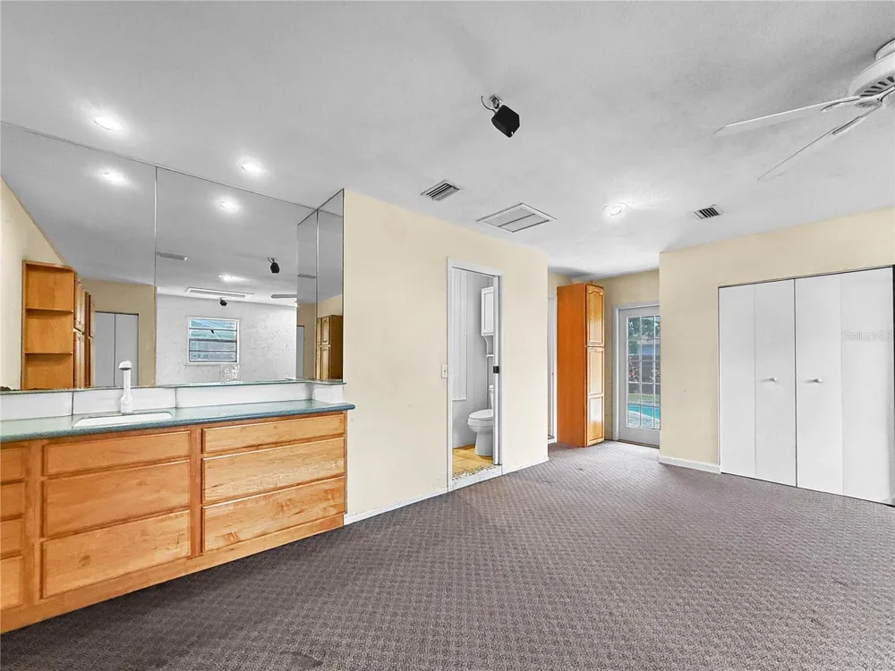 1583 REDWOOD AVENUE Dunedin, FL 34698