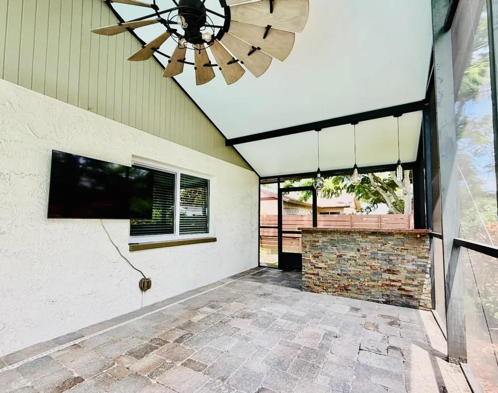 1583 REDWOOD AVENUE Dunedin, FL 34698