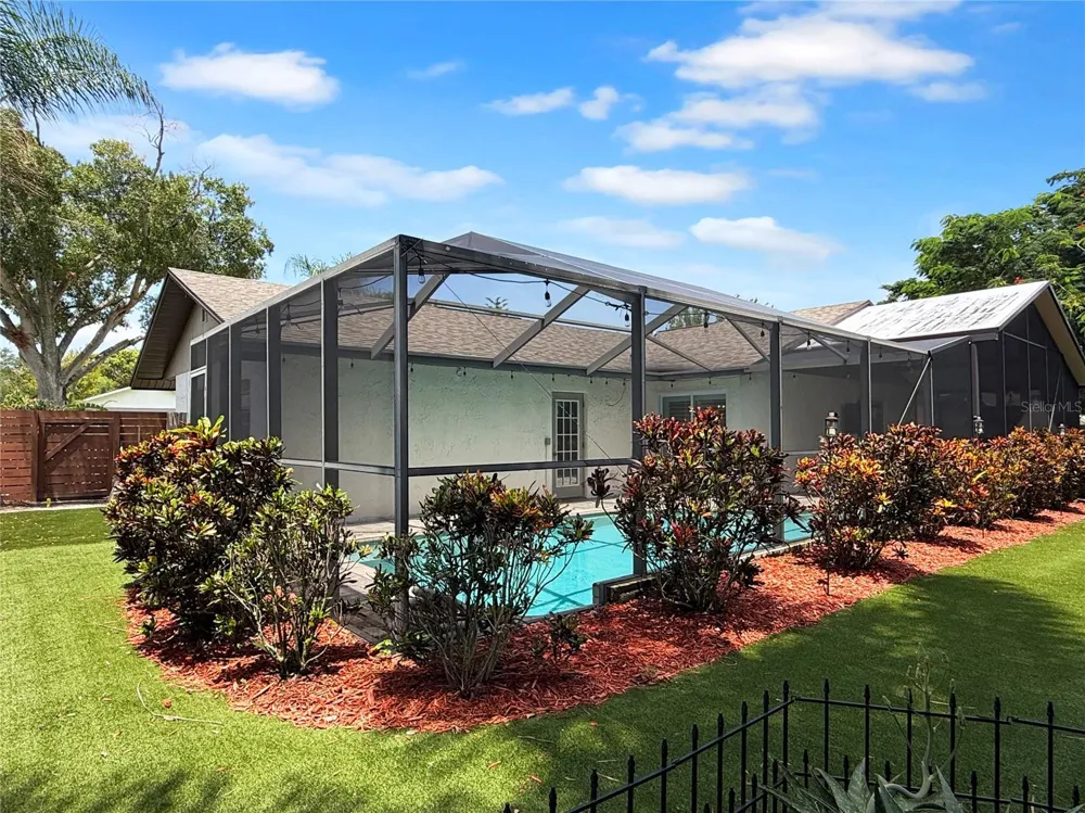1583 REDWOOD AVENUE Dunedin, FL 34698