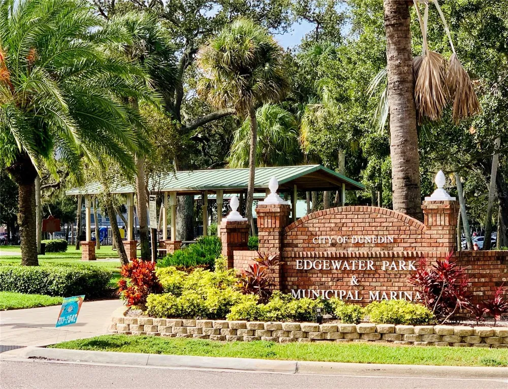 1583 REDWOOD AVENUE Dunedin, FL 34698