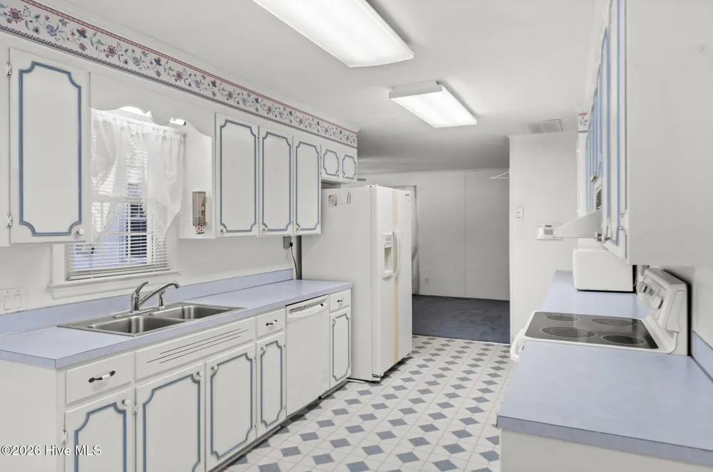 612 David Street Elizabethtown, NC 28337