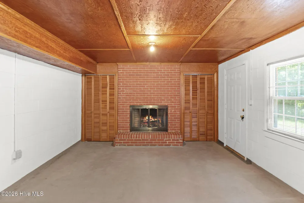 612 David Street Elizabethtown, NC 28337