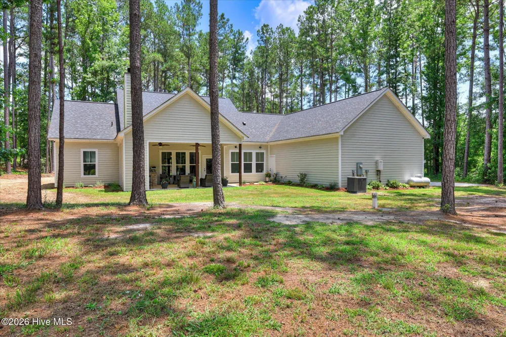 6684 Luckys Bridge Road Dearing, GA 30808