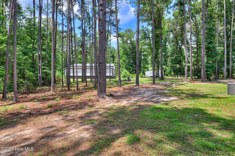 6684 Luckys Bridge Road Dearing, GA 30808