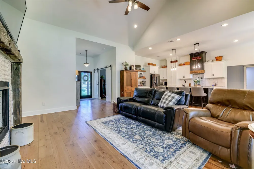 6684 Luckys Bridge Road Dearing, GA 30808