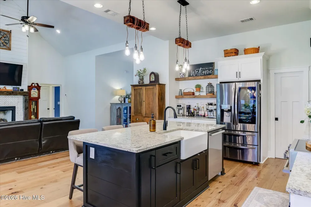 6684 Luckys Bridge Road Dearing, GA 30808