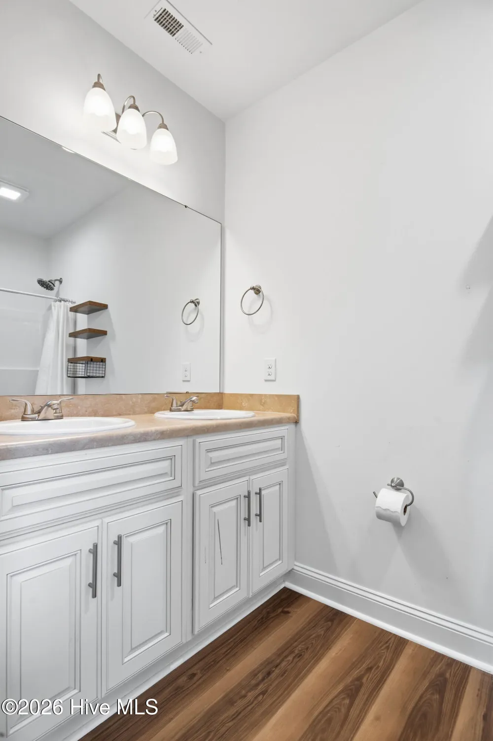 211 Deer Haven Drive Richlands, NC 28574