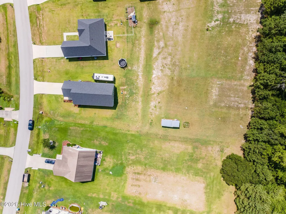 211 Deer Haven Drive Richlands, NC 28574