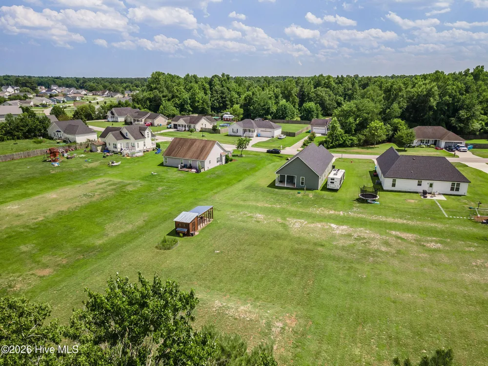 211 Deer Haven Drive Richlands, NC 28574