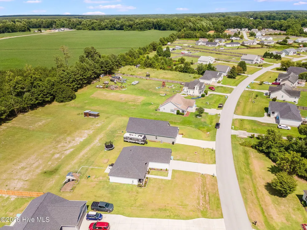 211 Deer Haven Drive Richlands, NC 28574