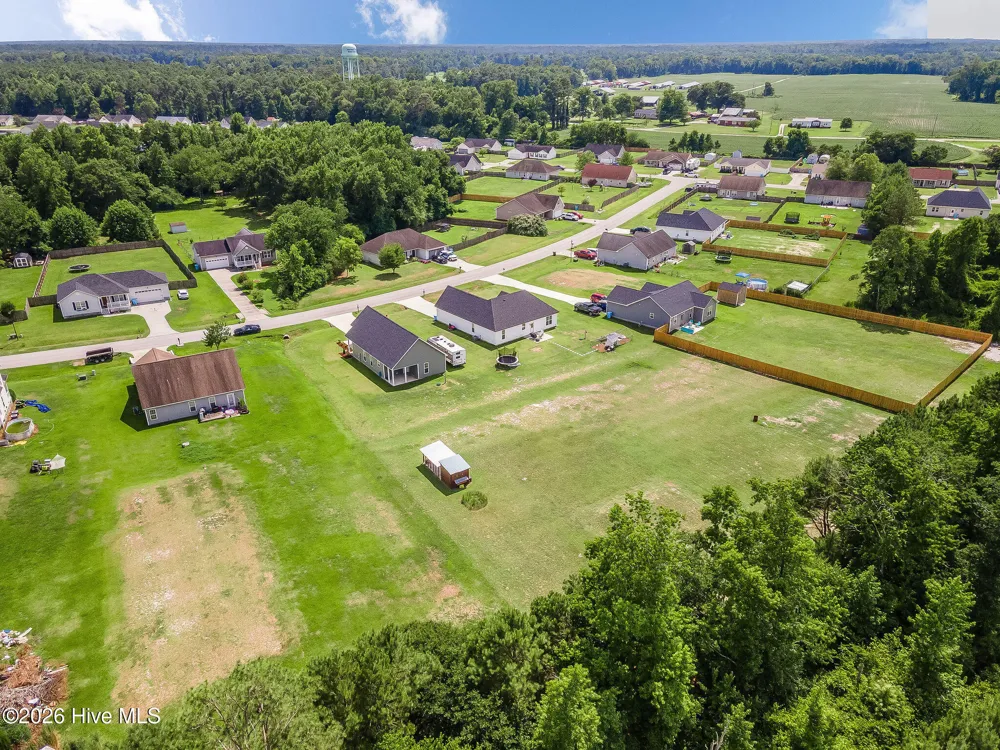 211 Deer Haven Drive Richlands, NC 28574