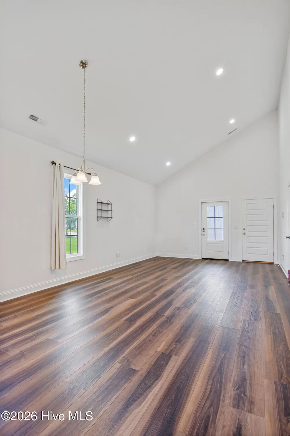 211 Deer Haven Drive Richlands, NC 28574