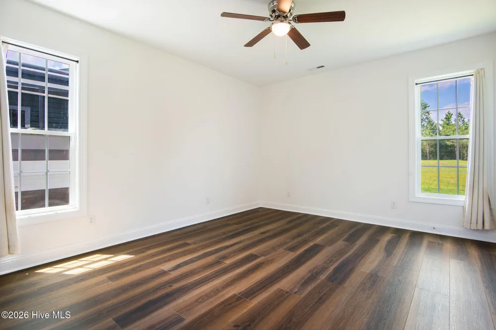 211 Deer Haven Drive Richlands, NC 28574