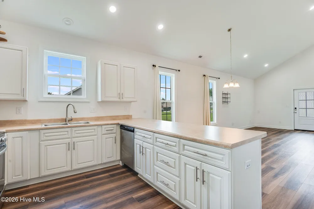 211 Deer Haven Drive Richlands, NC 28574