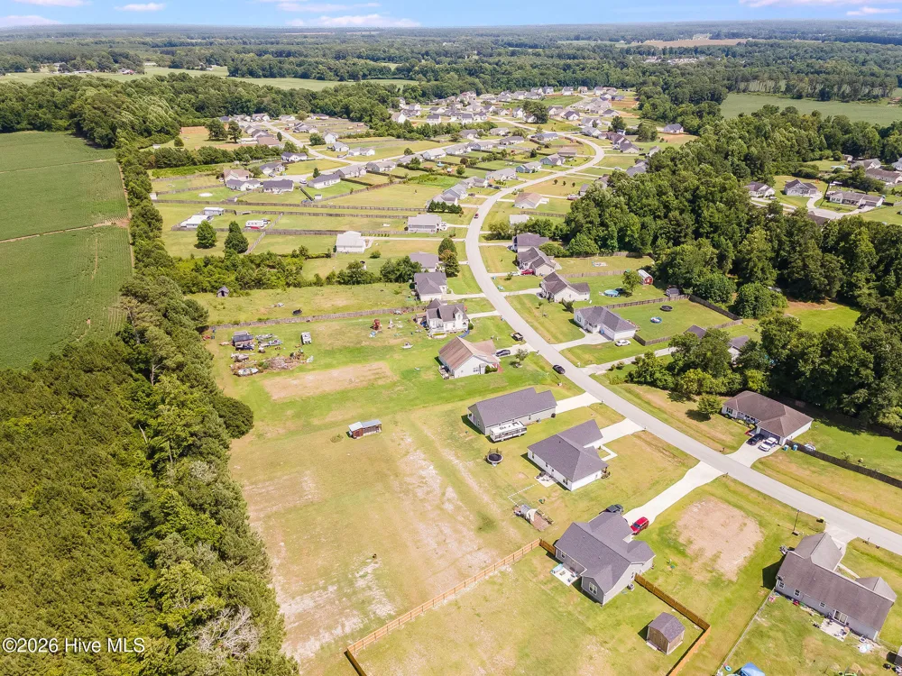 211 Deer Haven Drive Richlands, NC 28574