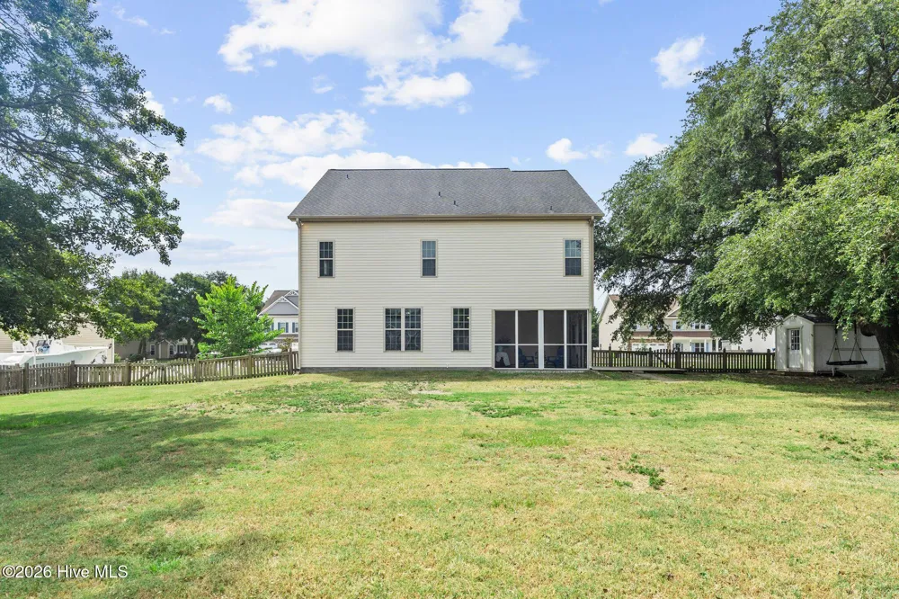107 Camelot Drive Holly Ridge, NC 28445