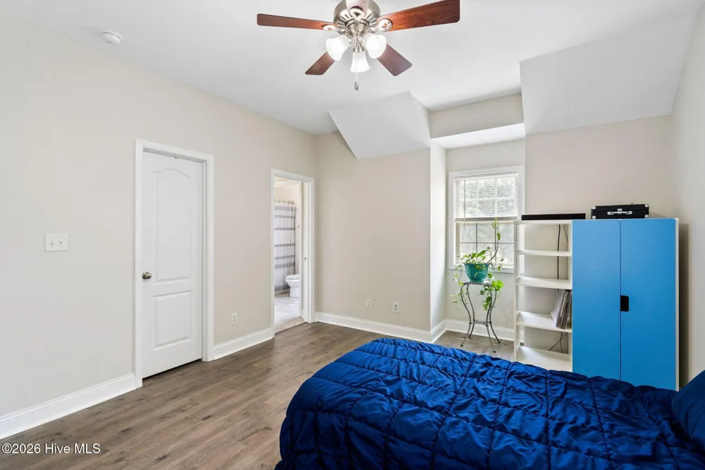 107 Camelot Drive Holly Ridge, NC 28445
