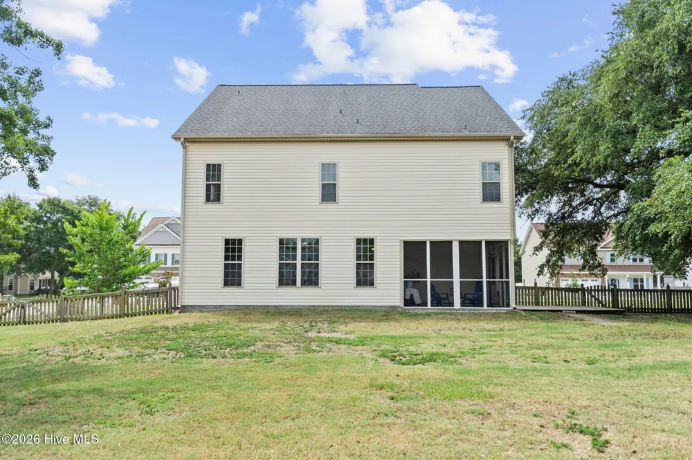 107 Camelot Drive Holly Ridge, NC 28445