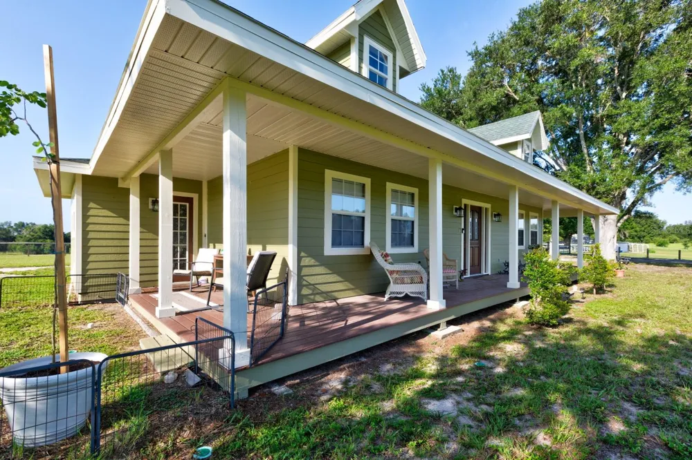 24948 WALKABOUT RANCH ROAD Sorrento, FL 32776