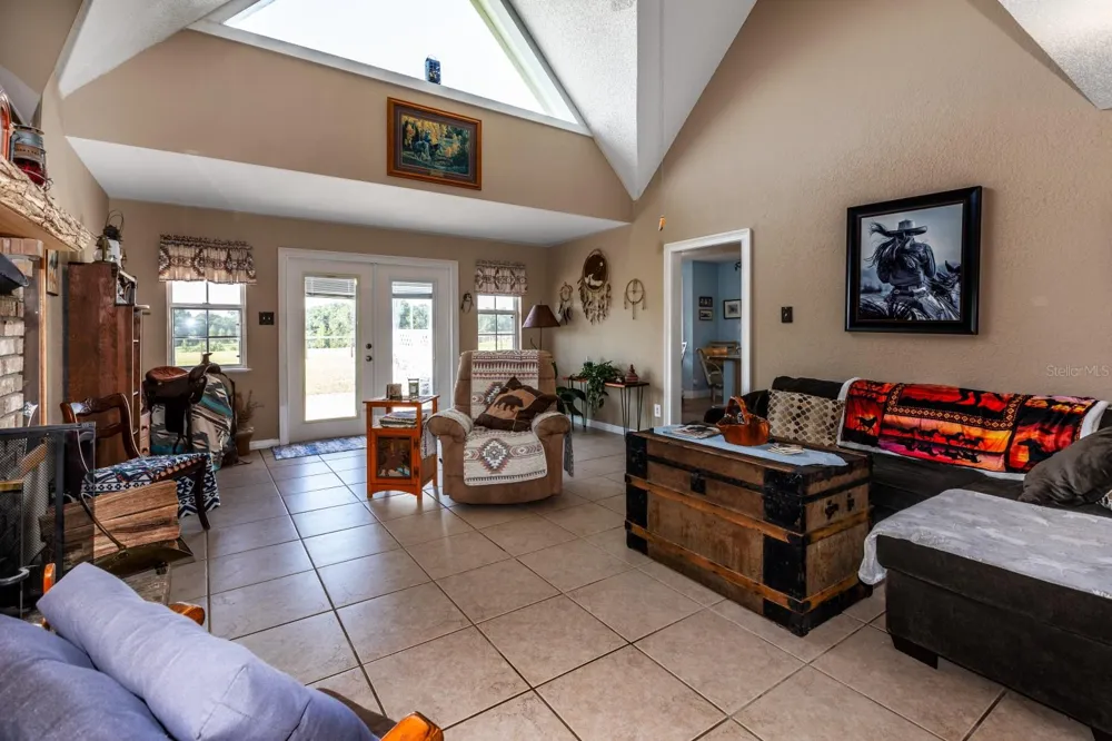 24948 WALKABOUT RANCH ROAD Sorrento, FL 32776