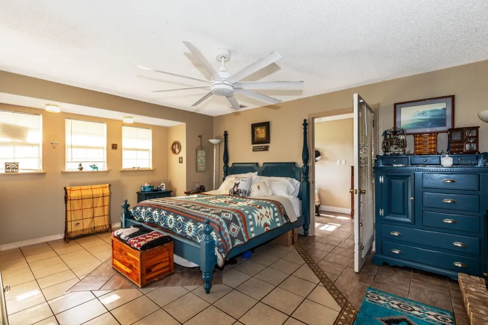24948 WALKABOUT RANCH ROAD Sorrento, FL 32776