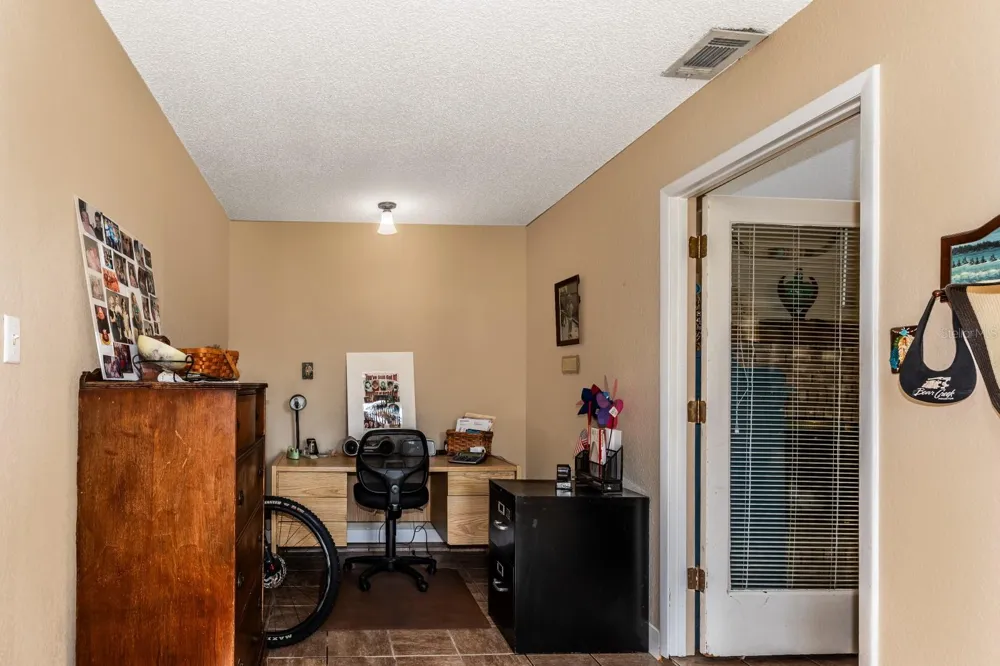 24948 WALKABOUT RANCH ROAD Sorrento, FL 32776