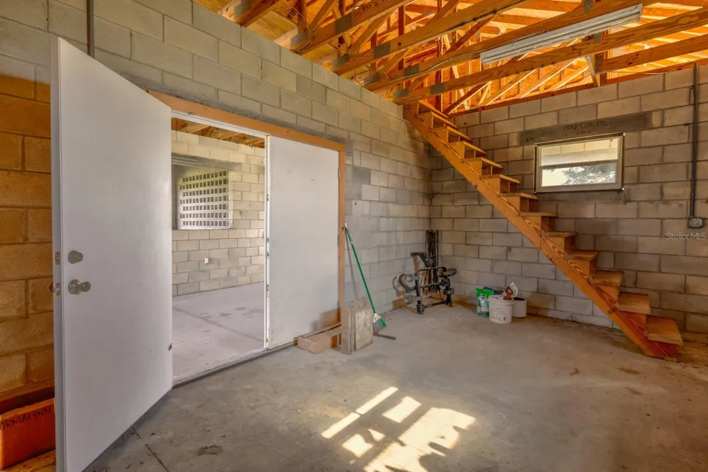 24948 WALKABOUT RANCH ROAD Sorrento, FL 32776
