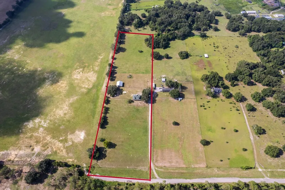 24948 WALKABOUT RANCH ROAD Sorrento, FL 32776