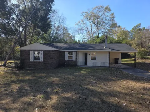 4305 Parkwood Drive