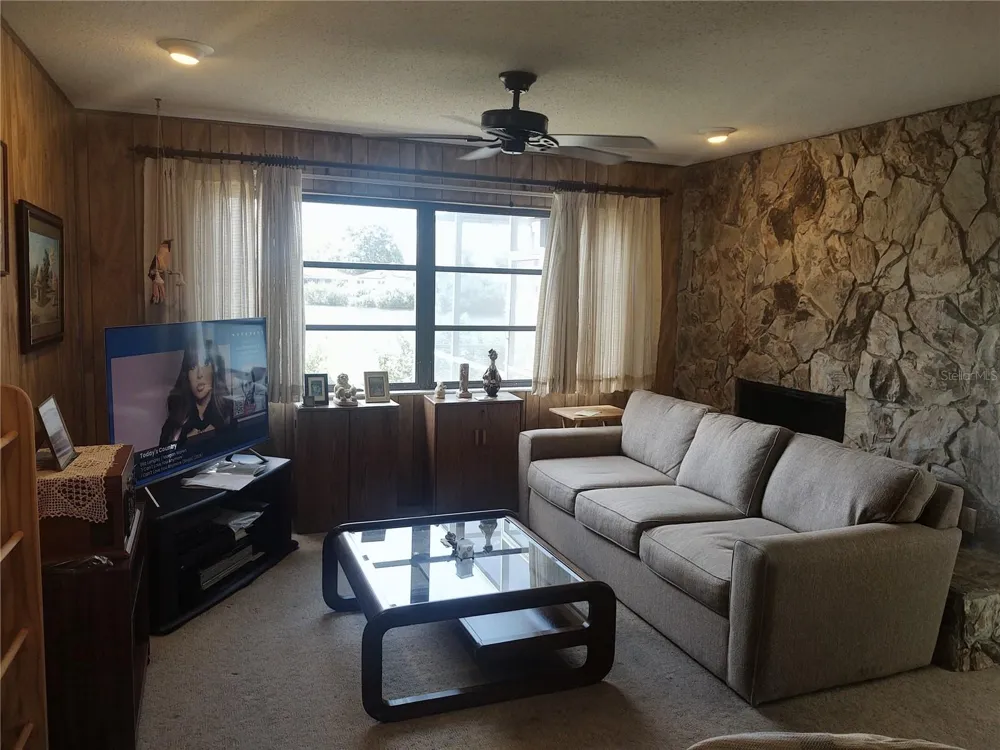 619 RIVIERA BAY DRIVE NE St Petersburg, FL 33702